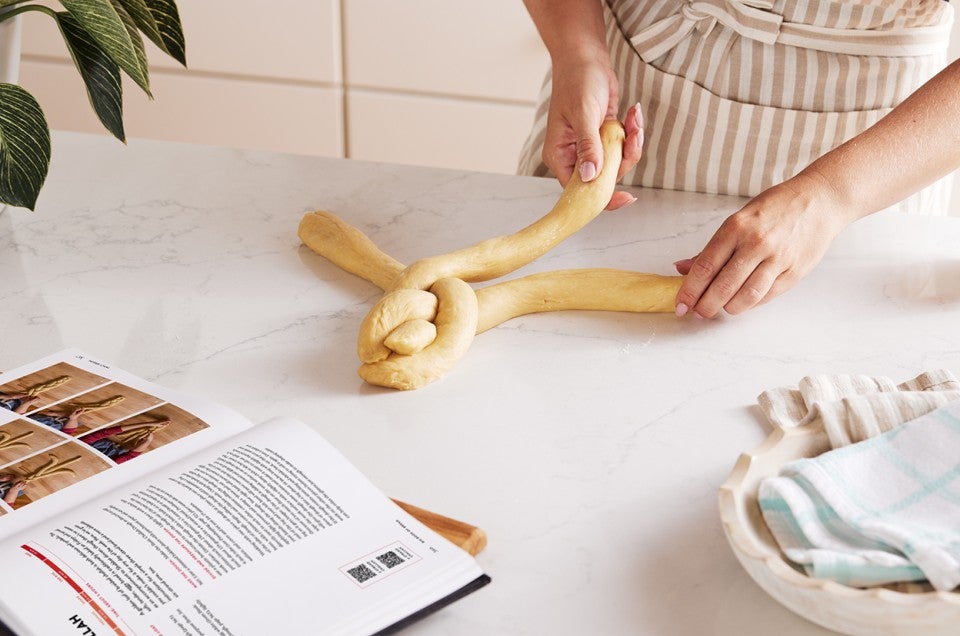 Braided Challah - select to zoom