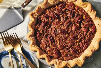 Lyle's Golden Syrup Pecan Pie 