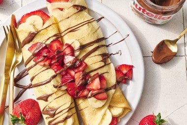 Parisian Street Vendor Crêpes 