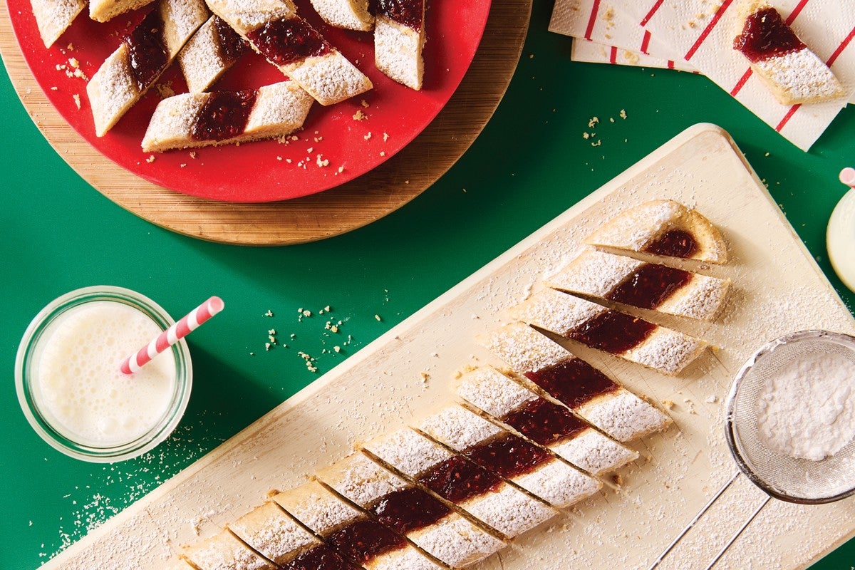 Sliced Linzer Cookie Slices