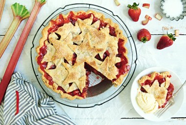 Strawberry-Rhubarb Pie 