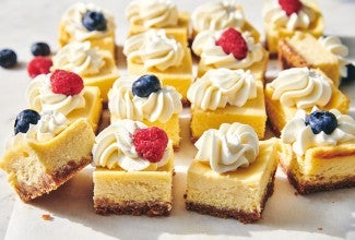 Vanilla Bean Cheesecake Bars 